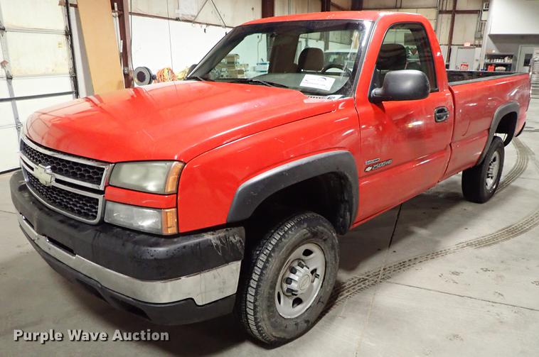 image for item DF8741 2007 Chevrolet Silverado 2500HD pickup truck