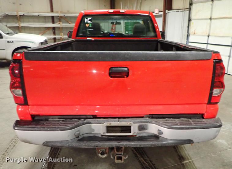image for item DF8741 2007 Chevrolet Silverado 2500HD pickup truck