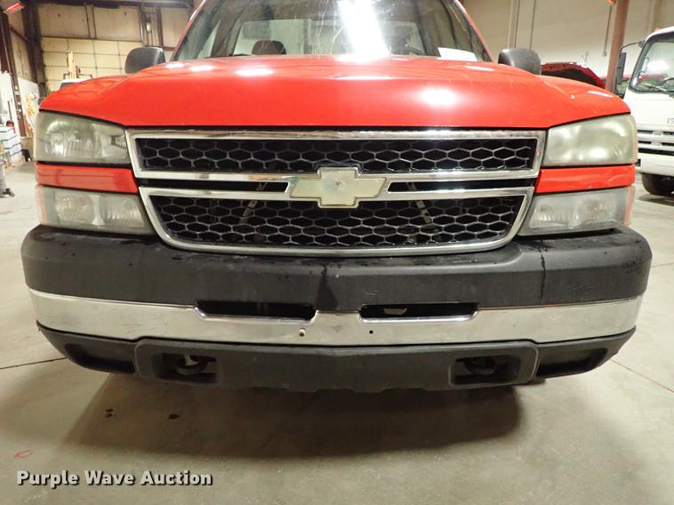 image for item DF8741 2007 Chevrolet Silverado 2500HD pickup truck
