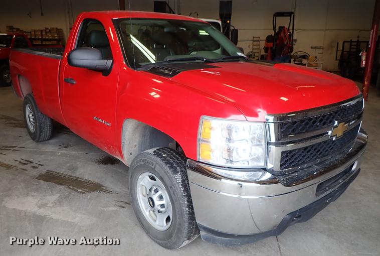 image for item DF8742 2011 Chevrolet Silverado 2500HD pickup truck