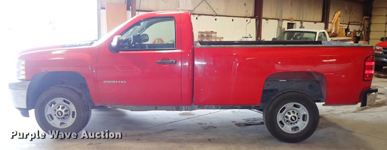 image for item DF8742 2011 Chevrolet Silverado 2500HD pickup truck