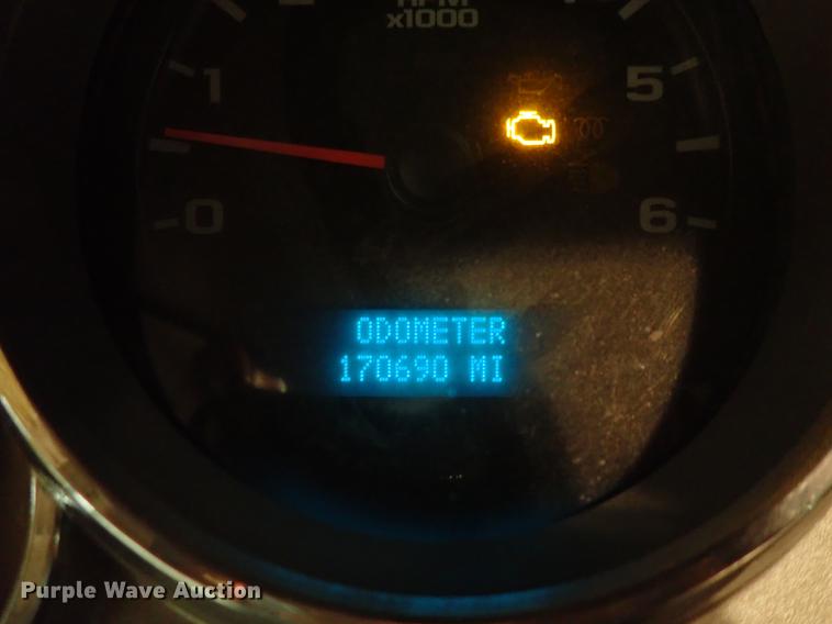 image for item DF8742 2011 Chevrolet Silverado 2500HD pickup truck