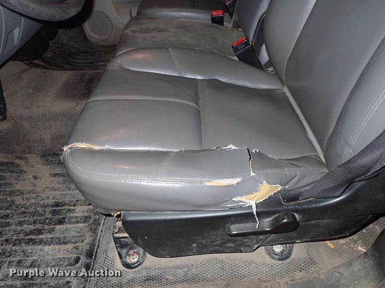 image for item DF8742 2011 Chevrolet Silverado 2500HD pickup truck