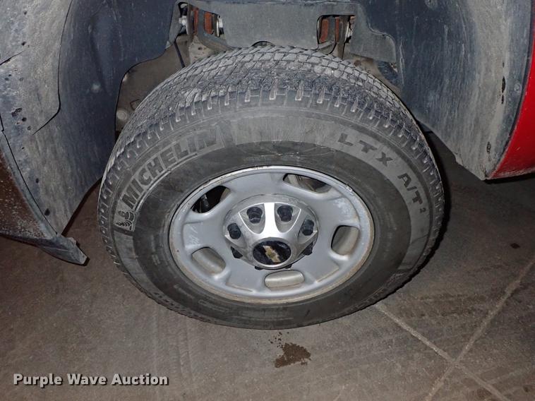 image for item DF8742 2011 Chevrolet Silverado 2500HD pickup truck