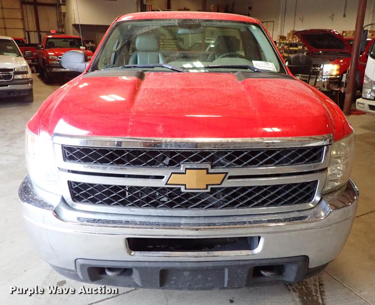 image for item DF8743 2011 Chevrolet Silverado 2500HD pickup truck