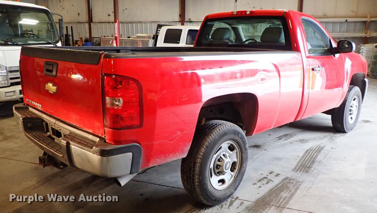 image for item DF8743 2011 Chevrolet Silverado 2500HD pickup truck