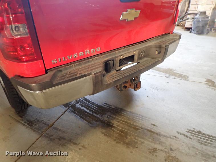 image for item DF8743 2011 Chevrolet Silverado 2500HD pickup truck