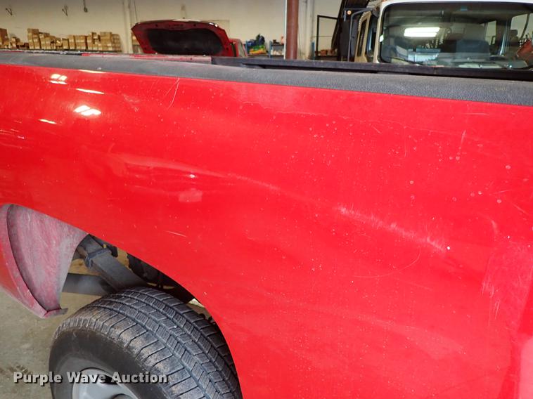 image for item DF8743 2011 Chevrolet Silverado 2500HD pickup truck