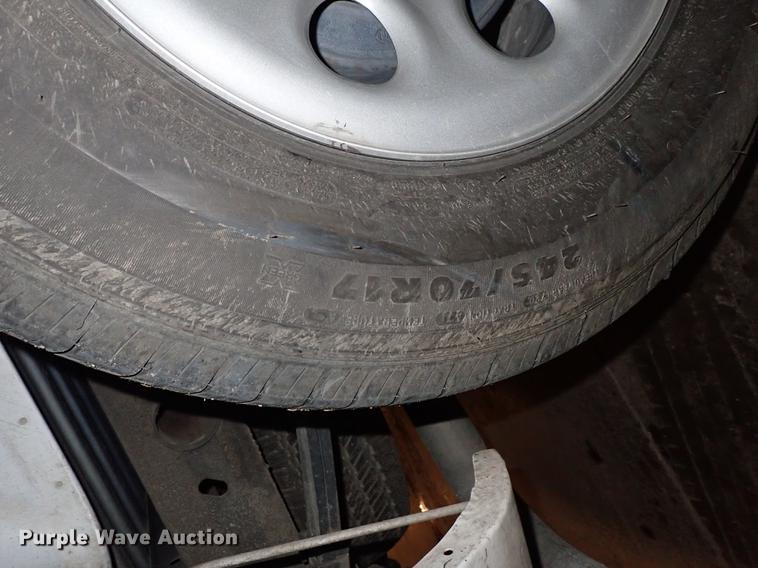 image for item DF8744 2006 GMC Sierra 1500 pickup truck