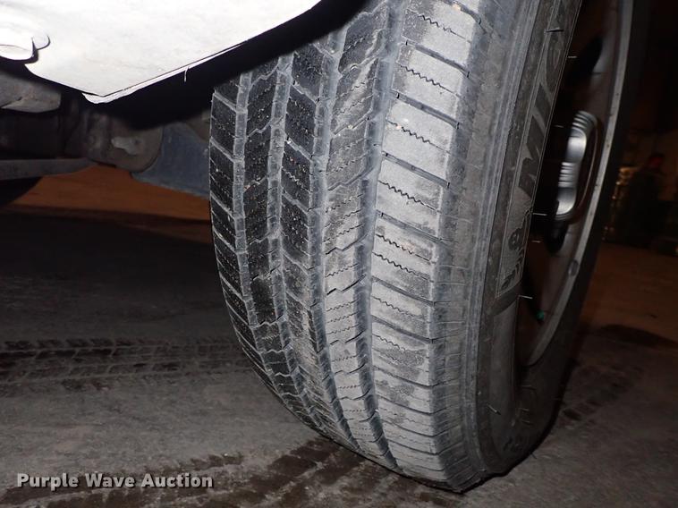 image for item DF8744 2006 GMC Sierra 1500 pickup truck