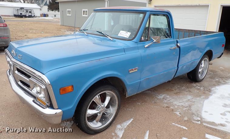 image for item DF8745 1972 GMC Sierra 1500 pickup truck