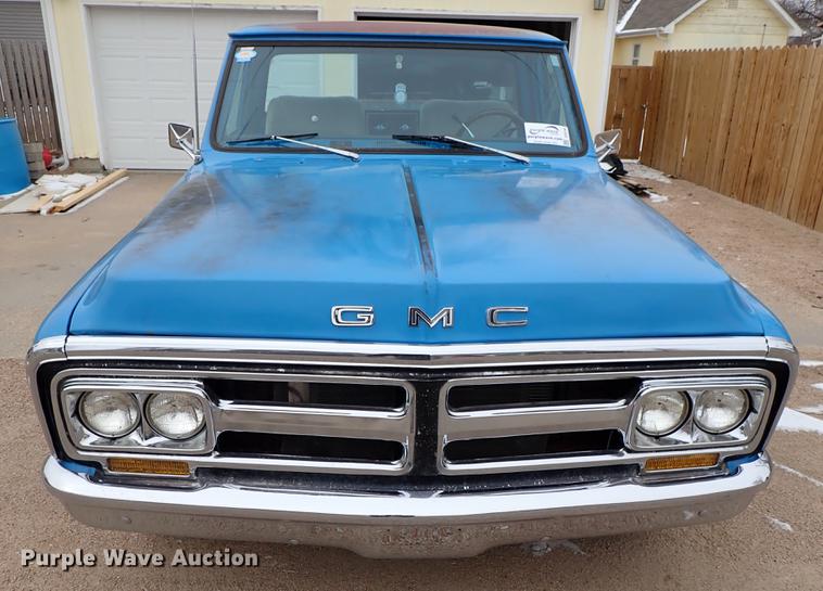 image for item DF8745 1972 GMC Sierra 1500 pickup truck