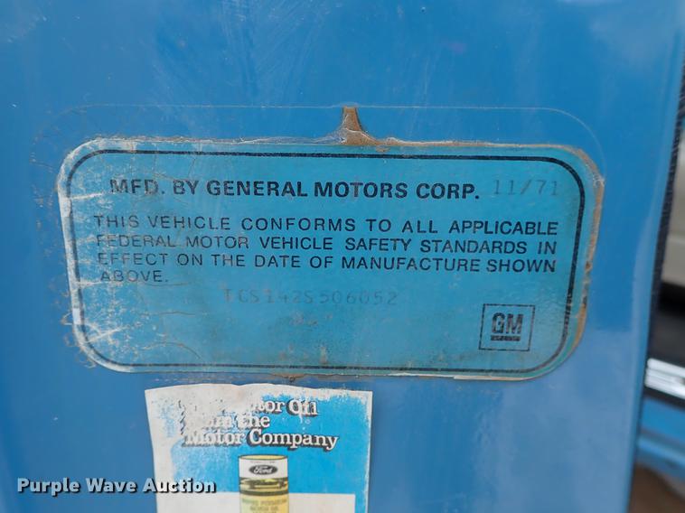 image for item DF8745 1972 GMC Sierra 1500 pickup truck