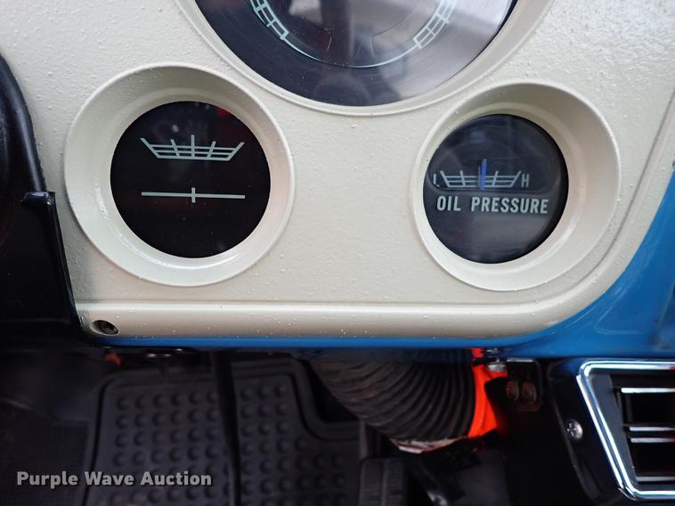 image for item DF8745 1972 GMC Sierra 1500 pickup truck