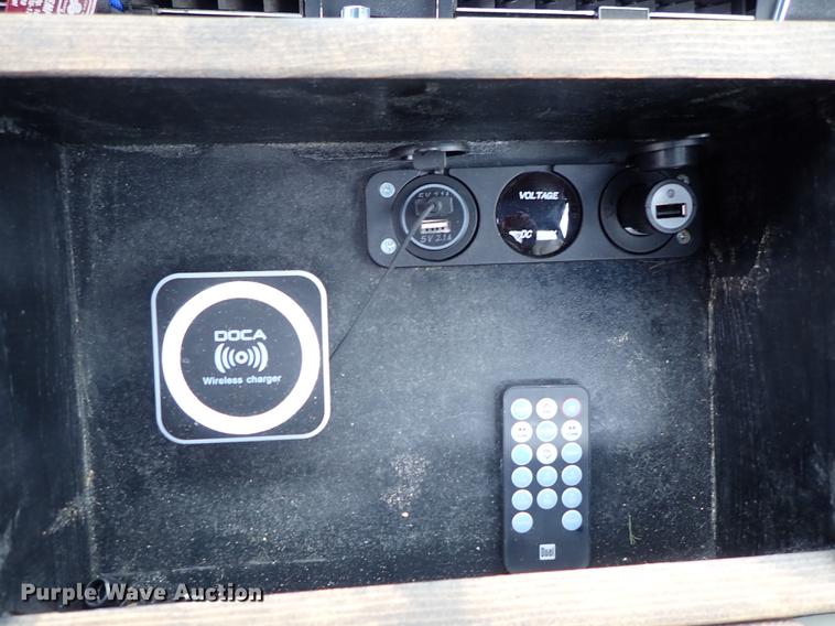 image for item DF8745 1972 GMC Sierra 1500 pickup truck