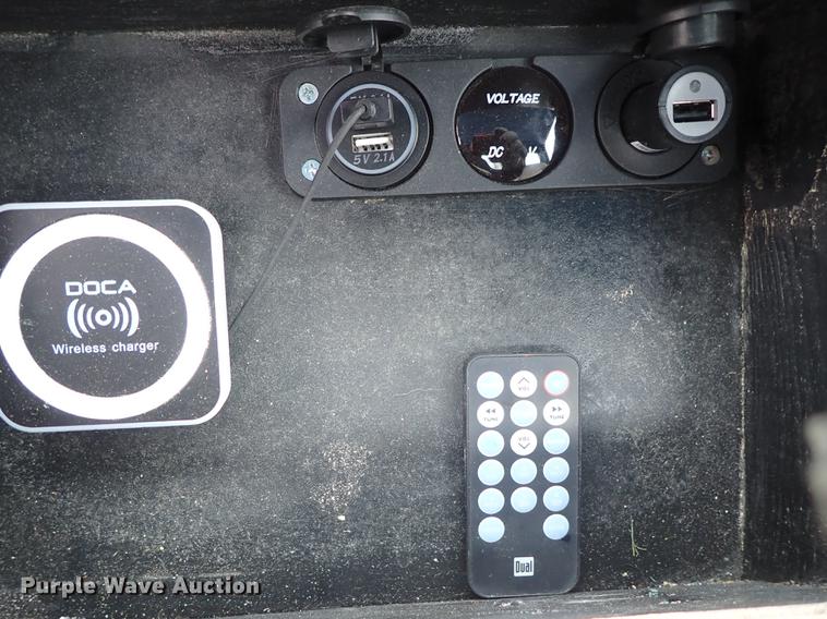 image for item DF8745 1972 GMC Sierra 1500 pickup truck