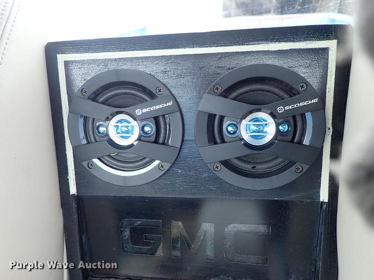 image for item DF8745 1972 GMC Sierra 1500 pickup truck