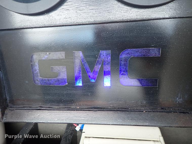 image for item DF8745 1972 GMC Sierra 1500 pickup truck