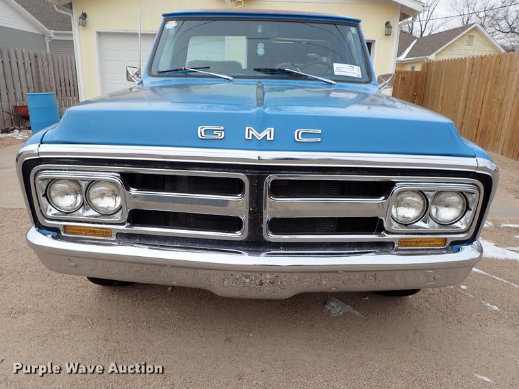image for item DF8745 1972 GMC Sierra 1500 pickup truck