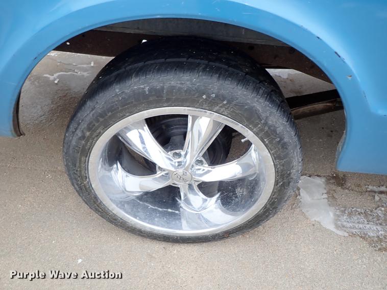 image for item DF8745 1972 GMC Sierra 1500 pickup truck