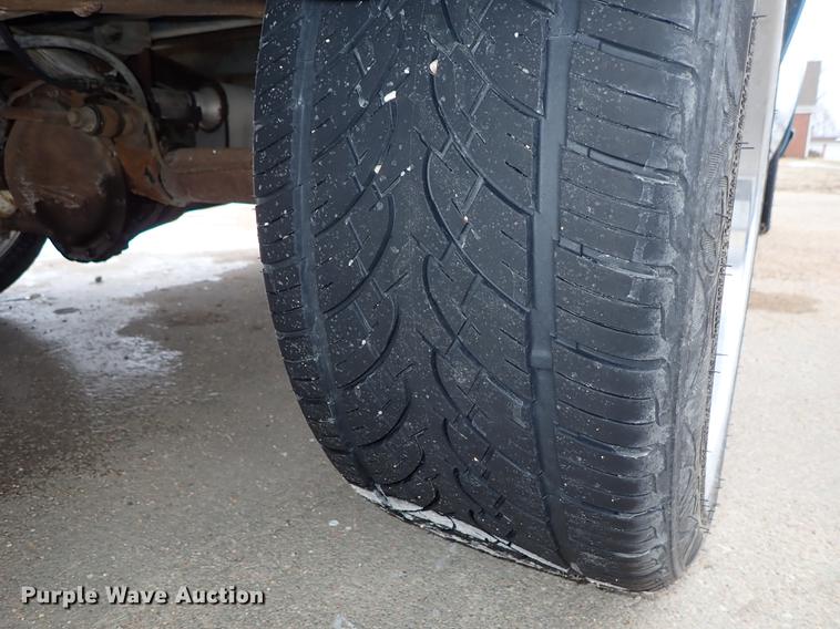 image for item DF8745 1972 GMC Sierra 1500 pickup truck