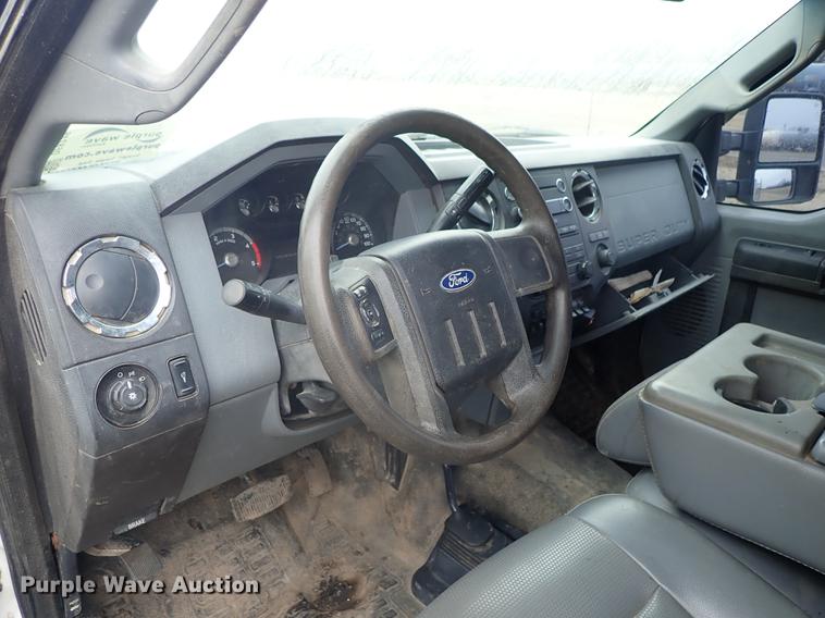 image for item DF8746 2011 Ford F550 Crew Cab utility truck