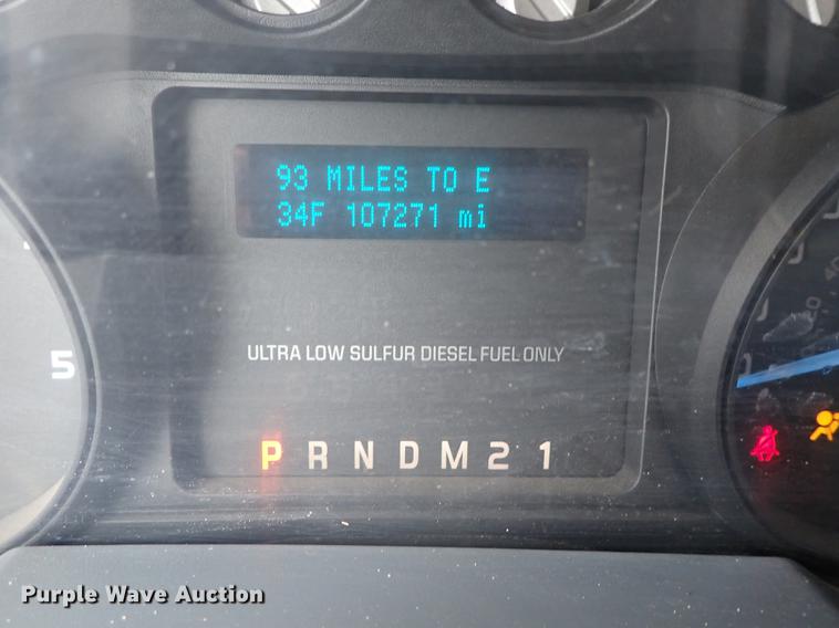 image for item DF8746 2011 Ford F550 Crew Cab utility truck