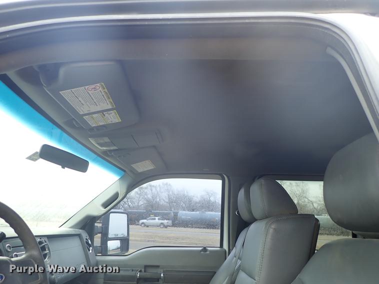 image for item DF8746 2011 Ford F550 Crew Cab utility truck