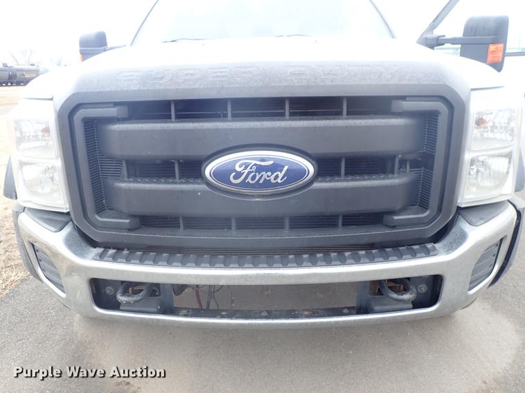 image for item DF8746 2011 Ford F550 Crew Cab utility truck