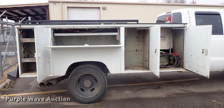 image for item DF8746 2011 Ford F550 Crew Cab utility truck