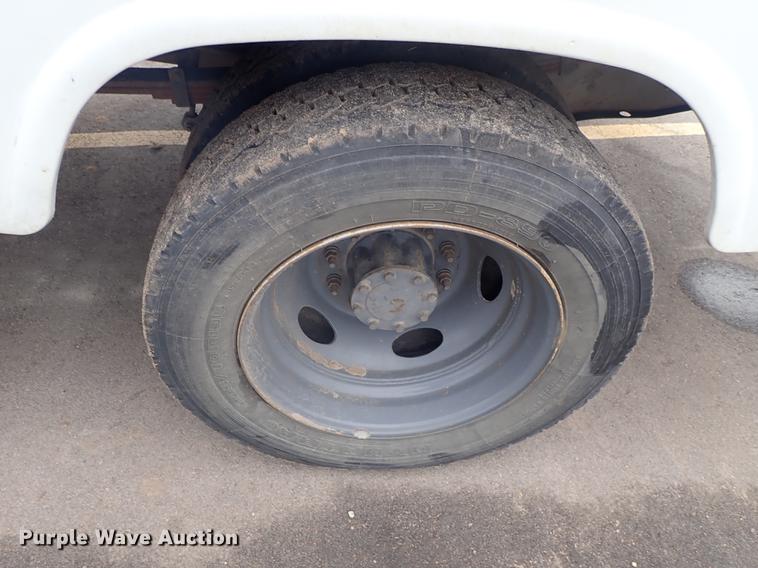 image for item DF8746 2011 Ford F550 Crew Cab utility truck