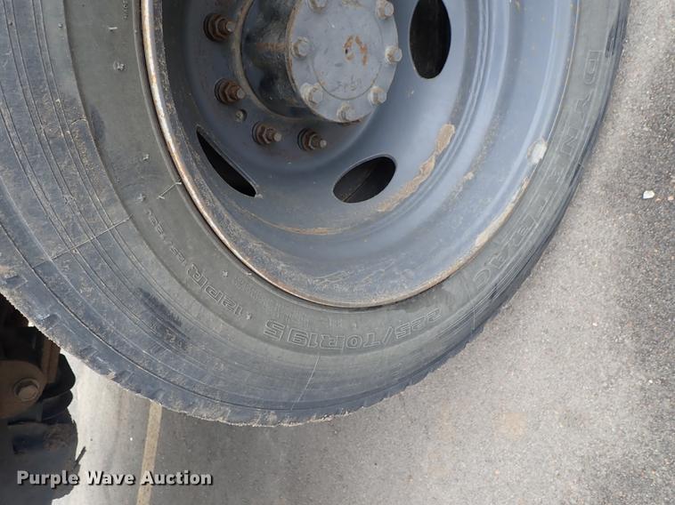 image for item DF8746 2011 Ford F550 Crew Cab utility truck