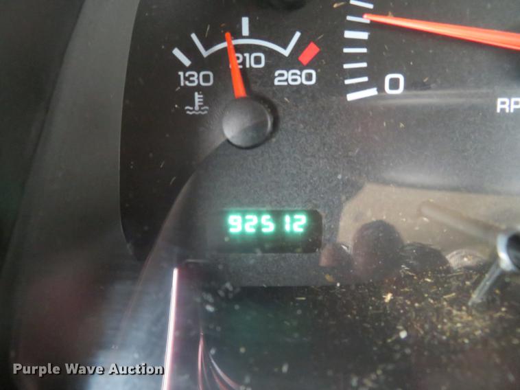 image for item DG3843 2002 Dodge Ram 3500 flatbed pickup truck