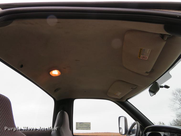 image for item DG3843 2002 Dodge Ram 3500 flatbed pickup truck