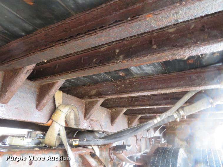 image for item DG3843 2002 Dodge Ram 3500 flatbed pickup truck