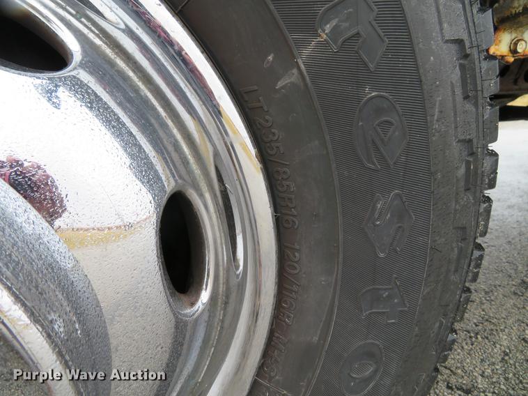 image for item DG3843 2002 Dodge Ram 3500 flatbed pickup truck