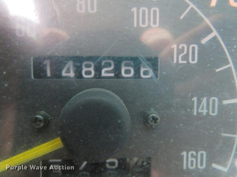 image for item DG3845 1995 Chevrolet W4500 dump truck