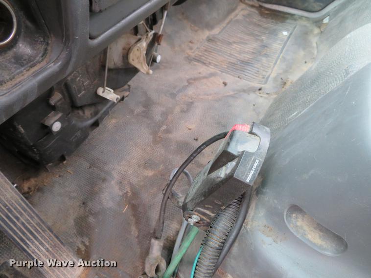 image for item DG3845 1995 Chevrolet W4500 dump truck