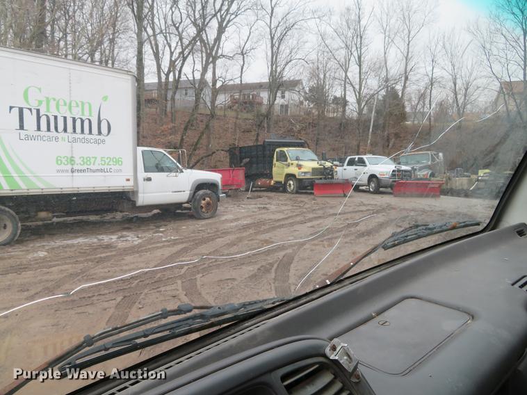 image for item DG3845 1995 Chevrolet W4500 dump truck