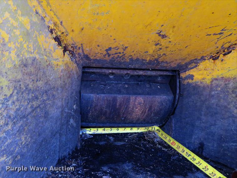 image for item DG3846 Wood Chuck chipper