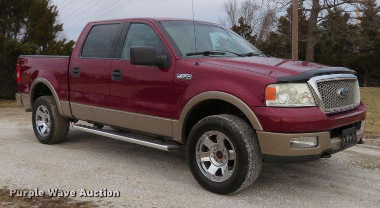 image for item DG3850 2004 Ford F150 Lariat SuperCrew pickup truck