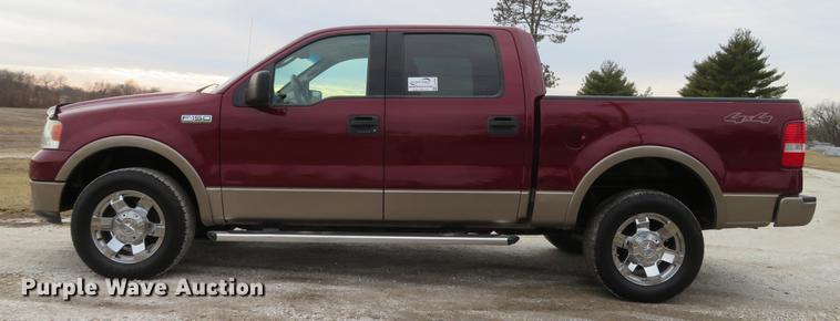 image for item DG3850 2004 Ford F150 Lariat SuperCrew pickup truck