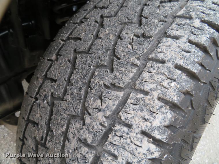 image for item DG3850 2004 Ford F150 Lariat SuperCrew pickup truck