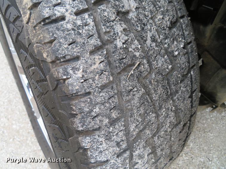 image for item DG3850 2004 Ford F150 Lariat SuperCrew pickup truck