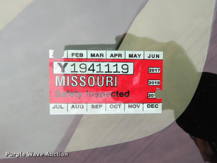 image for item DG3850 2004 Ford F150 Lariat SuperCrew pickup truck