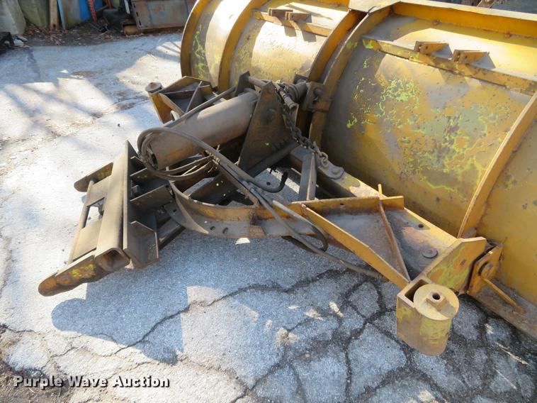 image for item DG3856 Flink MBT 10.36.2 snow plow