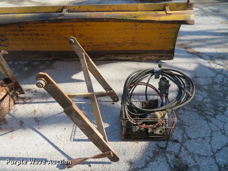 image for item DG3856 Flink MBT 10.36.2 snow plow