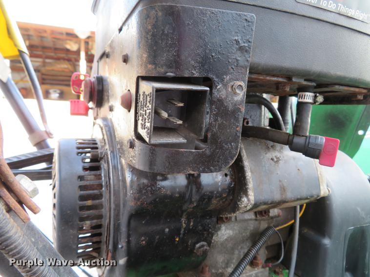 image for item DG3860 John Deere 1332DDE snow blower