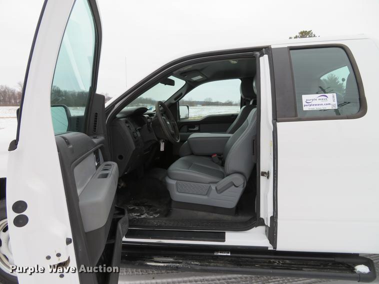 image for item DG3867 2013 Ford F150 XLT SuperCab pickup truck