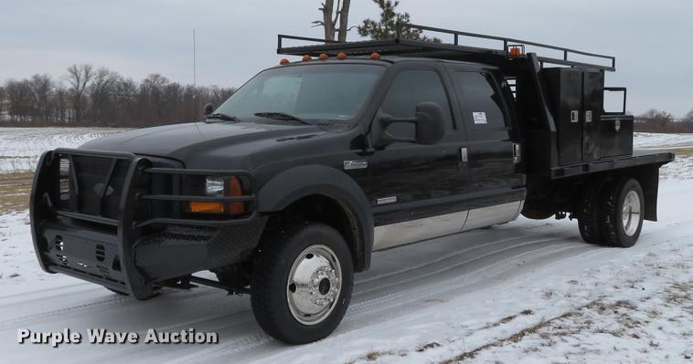 image for item DG3868 2006 Ford F450 Super Duty XL Crew Cab flatbed truck